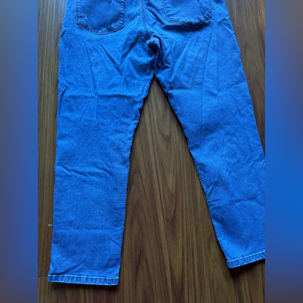 Sonoma women’s size 16 Blue Jeans - Picture 8 of 10